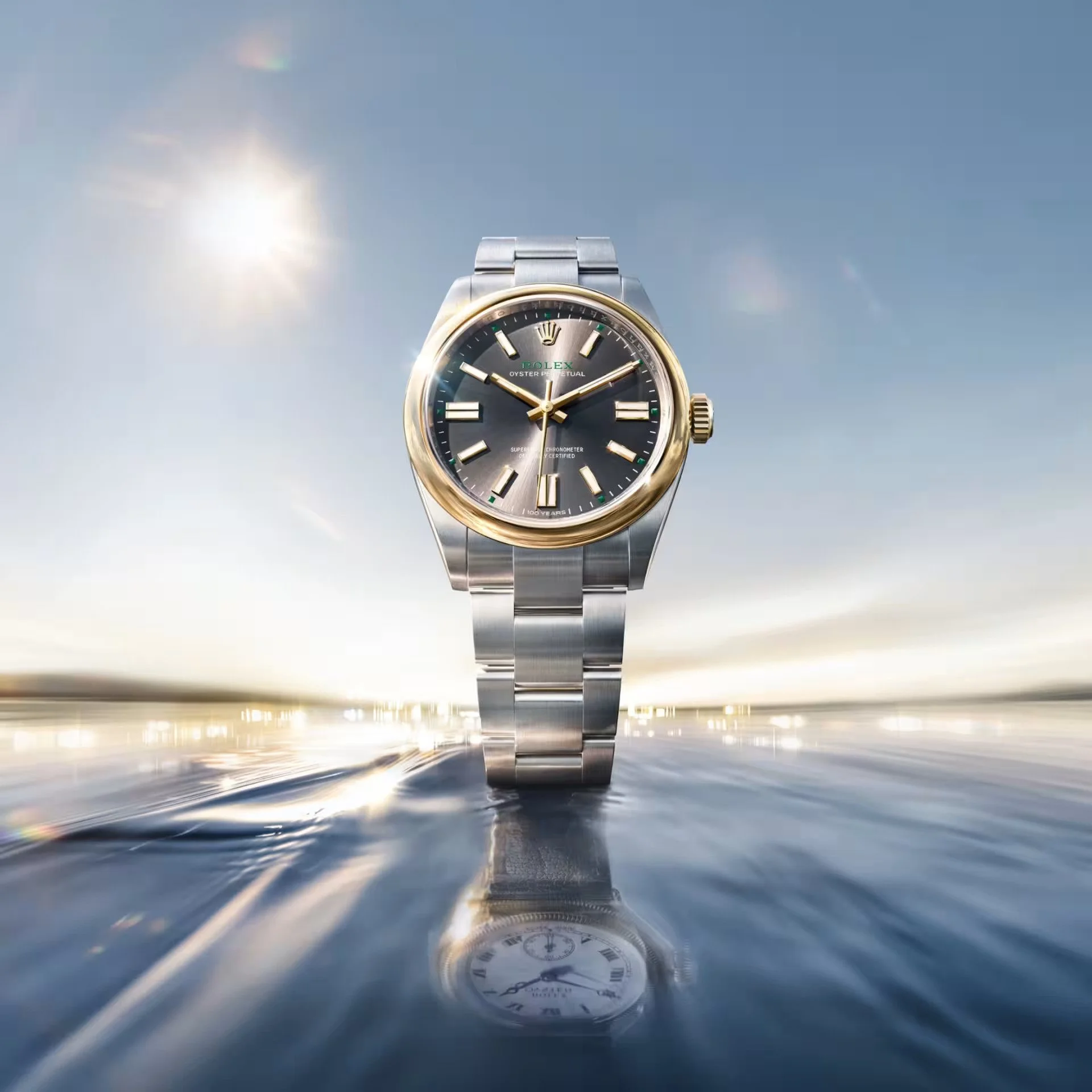 rolex-new-watches-2026-the-oyster-perpetual-41-beautyshot-roller-loop-m134303-0001-pop-in.jpg