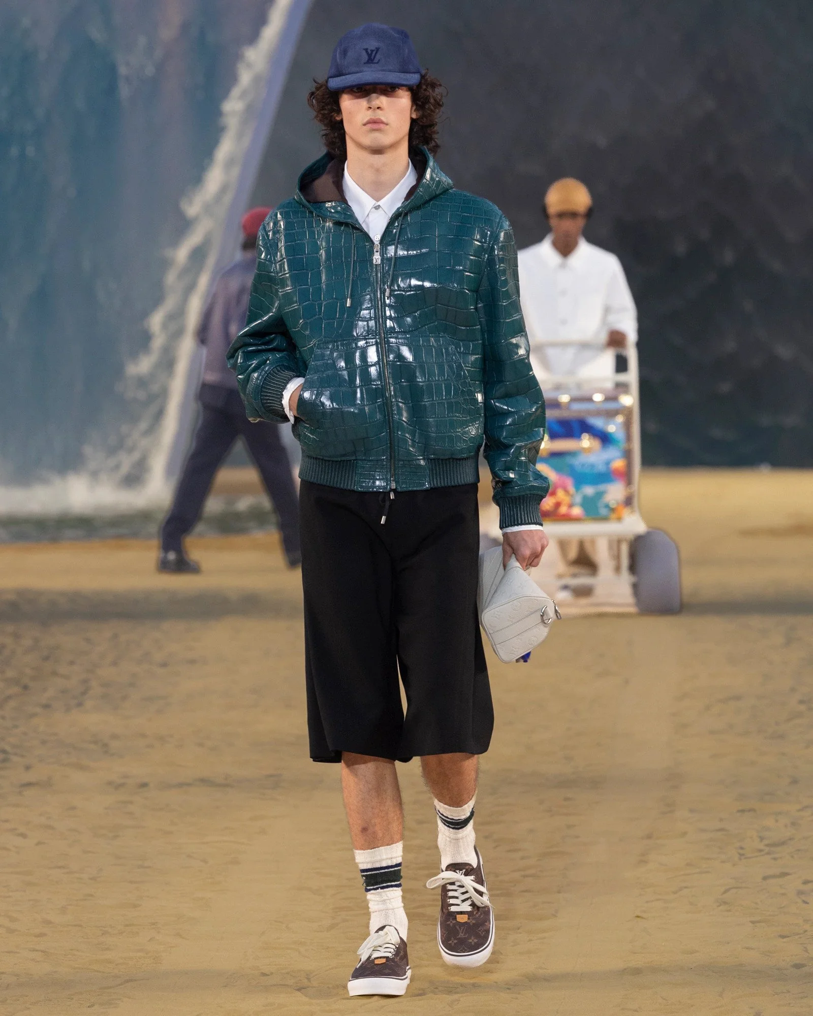MENSH_SS27_RUNWAY_LOOKS_NO_LOGO_72_WEB_1600x2000_021.jpg