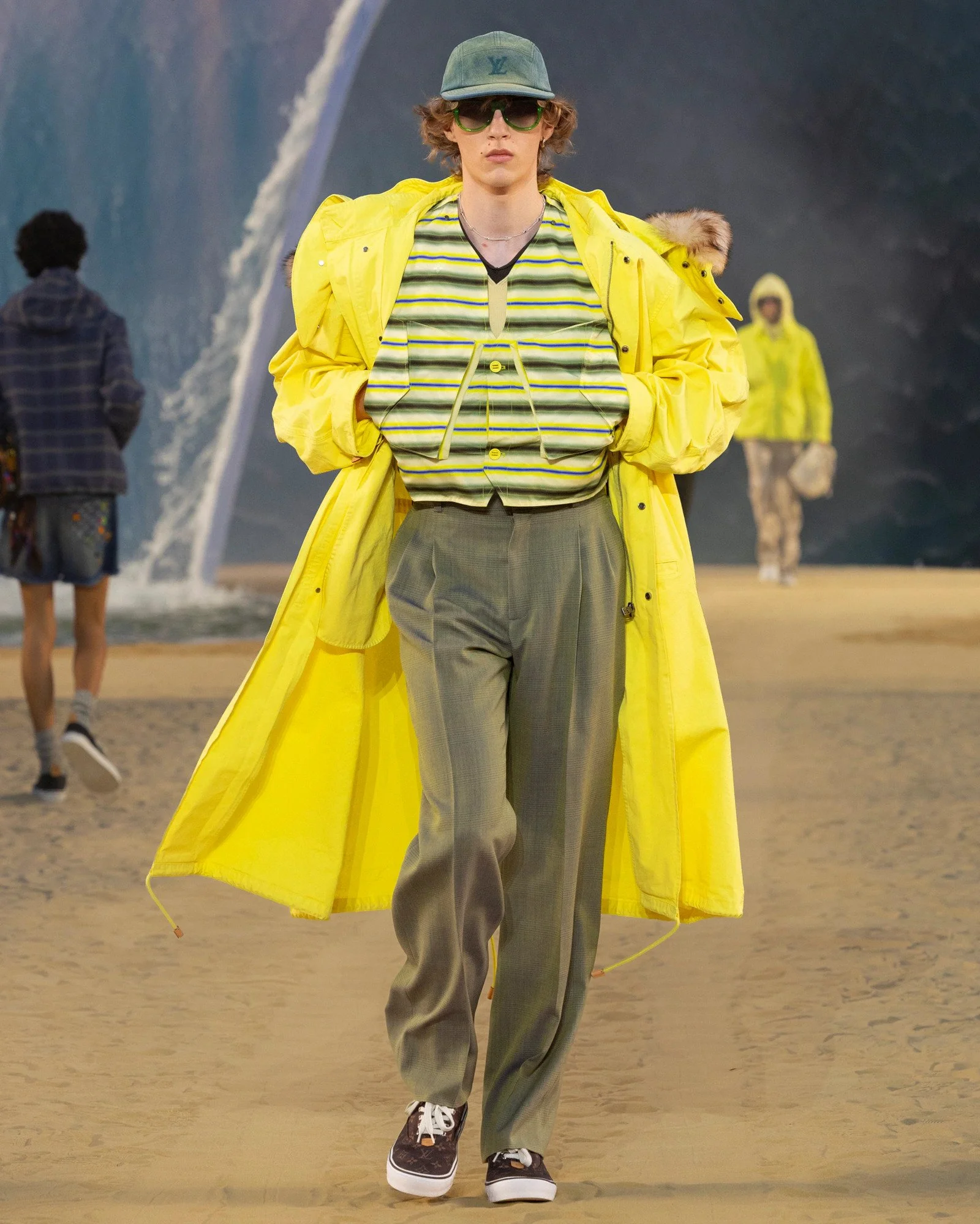 MENSH_SS27_RUNWAY_LOOKS_NO_LOGO_72_WEB_1600x2000_032.jpg