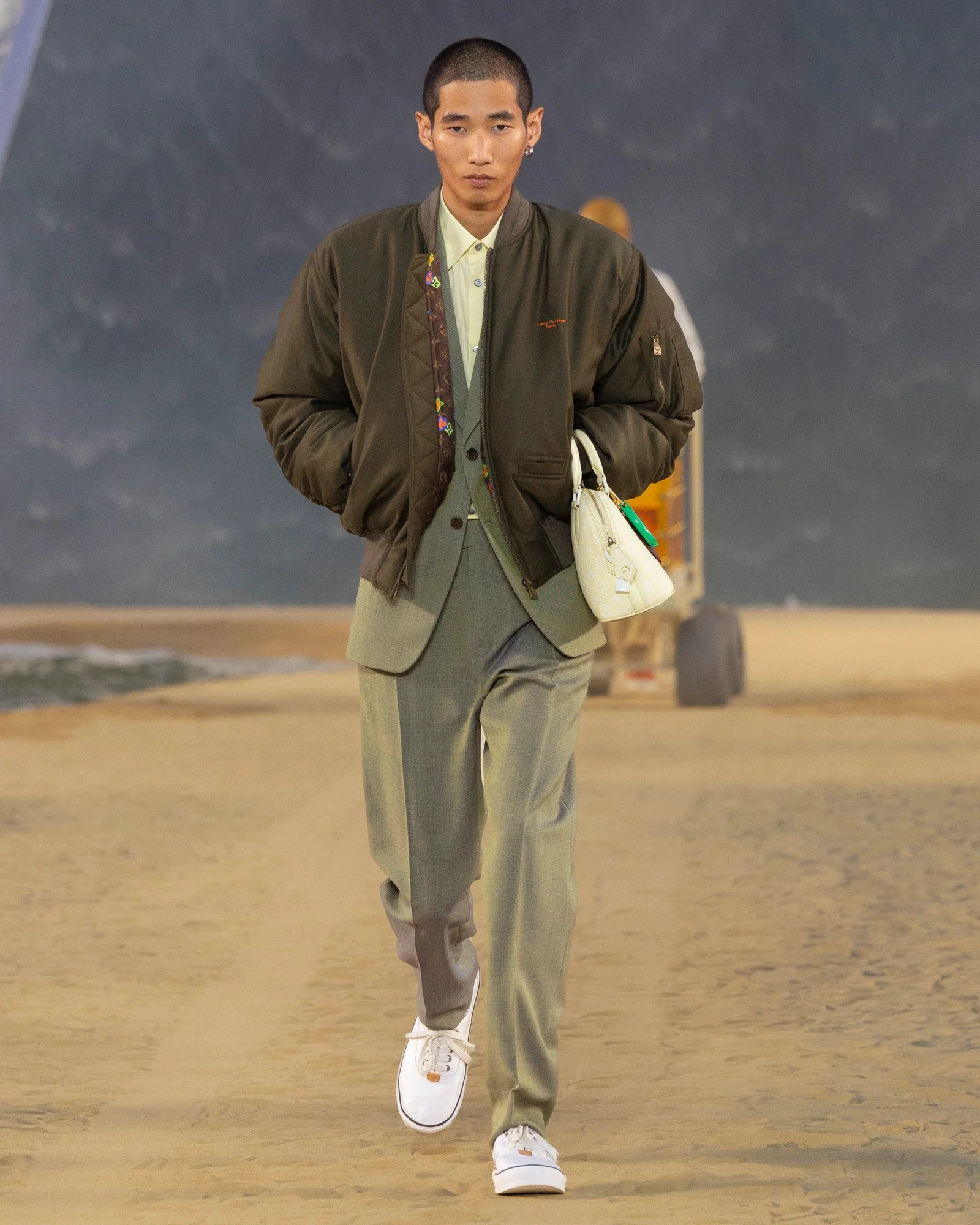 MENSH_SS27_RUNWAY_LOOKS_NO_LOGO_72_WEB_1600x2000_036.jpg