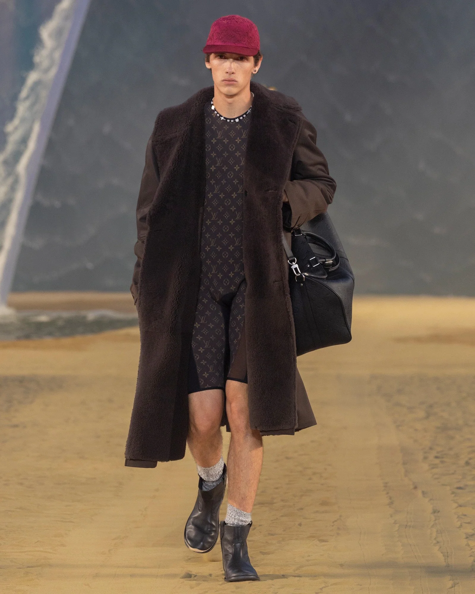 MENSH_SS27_RUNWAY_LOOKS_NO_LOGO_72_WEB_1600x2000_074.jpg