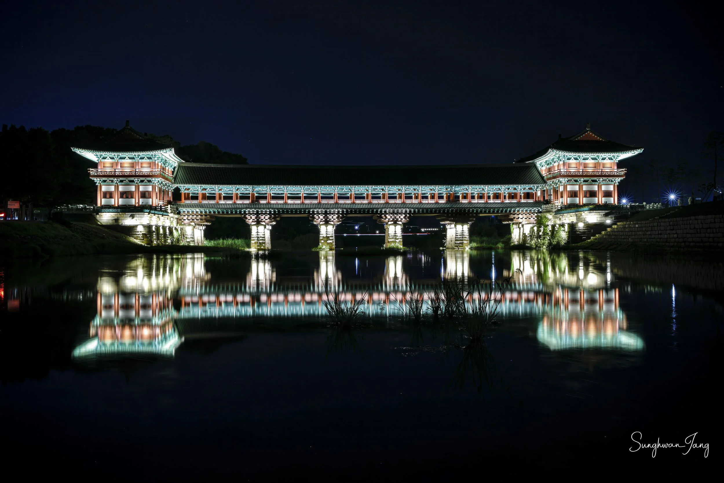 Where the Moon Rises_Woljeong Bridge.jpg