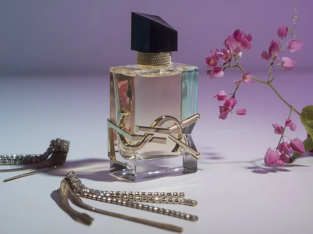 CLOSEUP1270 copy.jpg