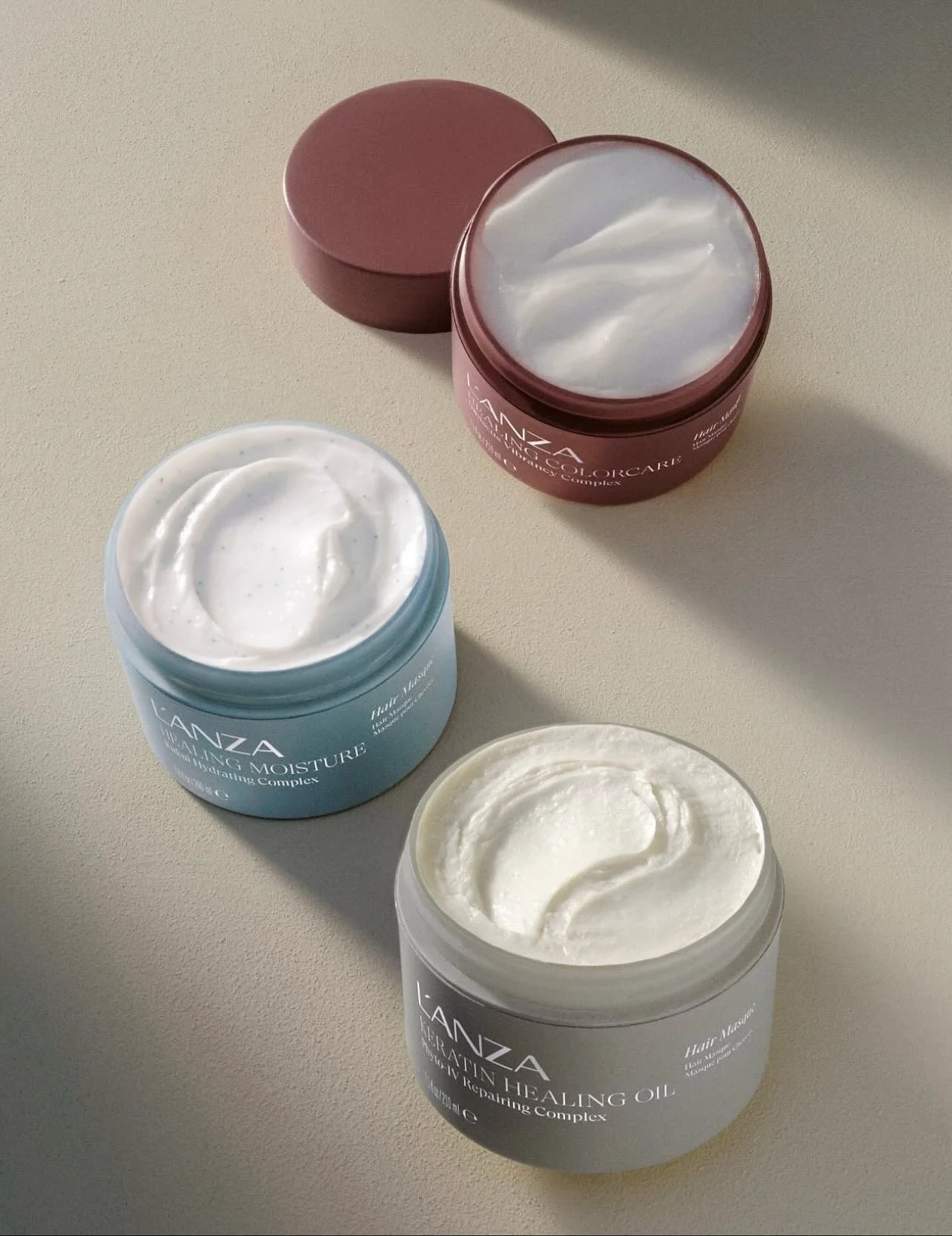 ✨ The Ultimate L&rsquo;ANZA Mask Guide ✨
Healthy hair starts with the right ritual &mdash; and a weekly mask is the key to stronger, shinier, more vibrant locks. 💆&zwj;♀️💫

Here&rsquo;s how to choose your perfect match:

🌈 Color Masque &ndash; Pro