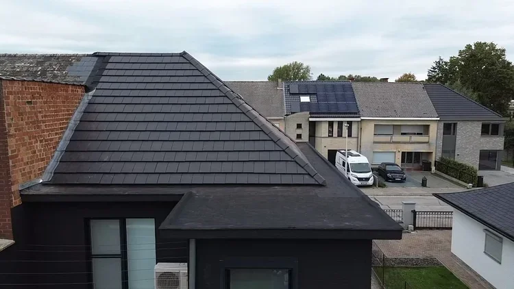 Stijlvolle dakrenovatie met Actua 10 en duurzame Resitrix EPDM