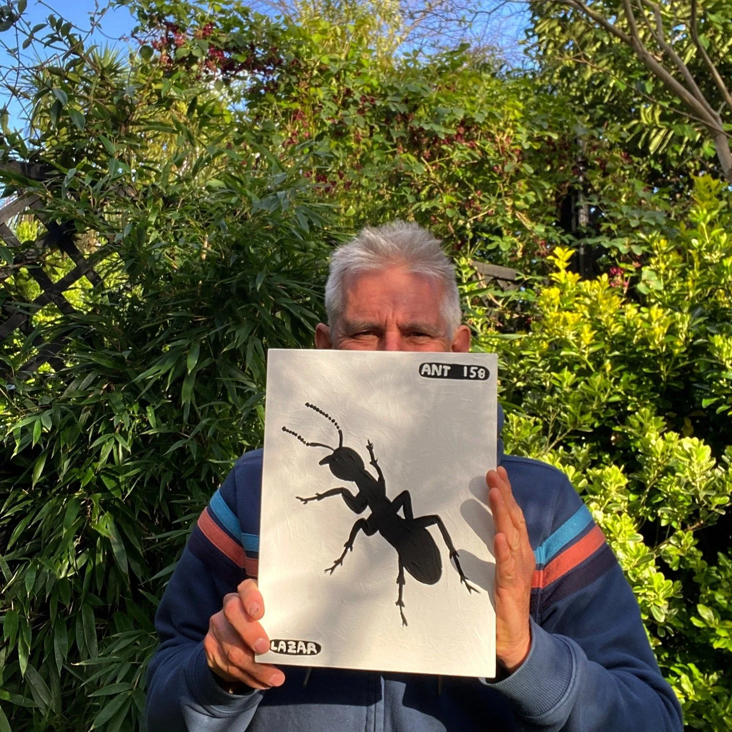 This fine specimen of an ant, # 158, is off to a lovely home just outside Paris. 

DO YOU HAVE AN ANT YET?

If not, get one here: https://www.antpaintings.com/buy