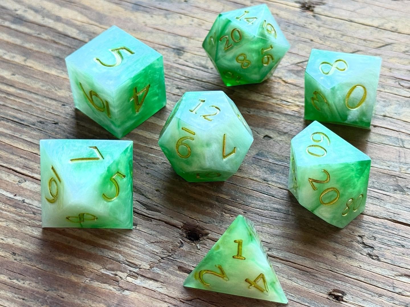 The final set for Ms. Janna&rsquo;s wedding! Punchy green ink with swirls of mother of pearl to mix the natural plant and white dress themes together. I love the combo of these 3 sets that will be used as table decor on the big day. Thank you Janna f