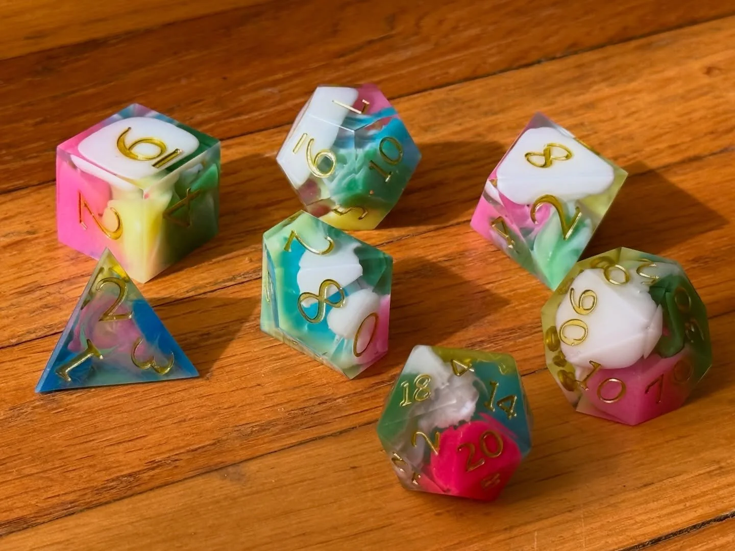 Color-block dice of my dreams ☁️✨

T-minus 22 days until trade show season hits the ground and does not stop RUNNING. Keep posted for info on all the fun cons and shows I&rsquo;ll be vending at this year, starting with Tulsa Gaming con- 2/27-3/1!! 👾