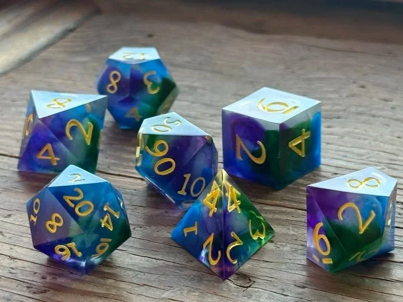 Royal Feather 7 Piece DND Dice Set
