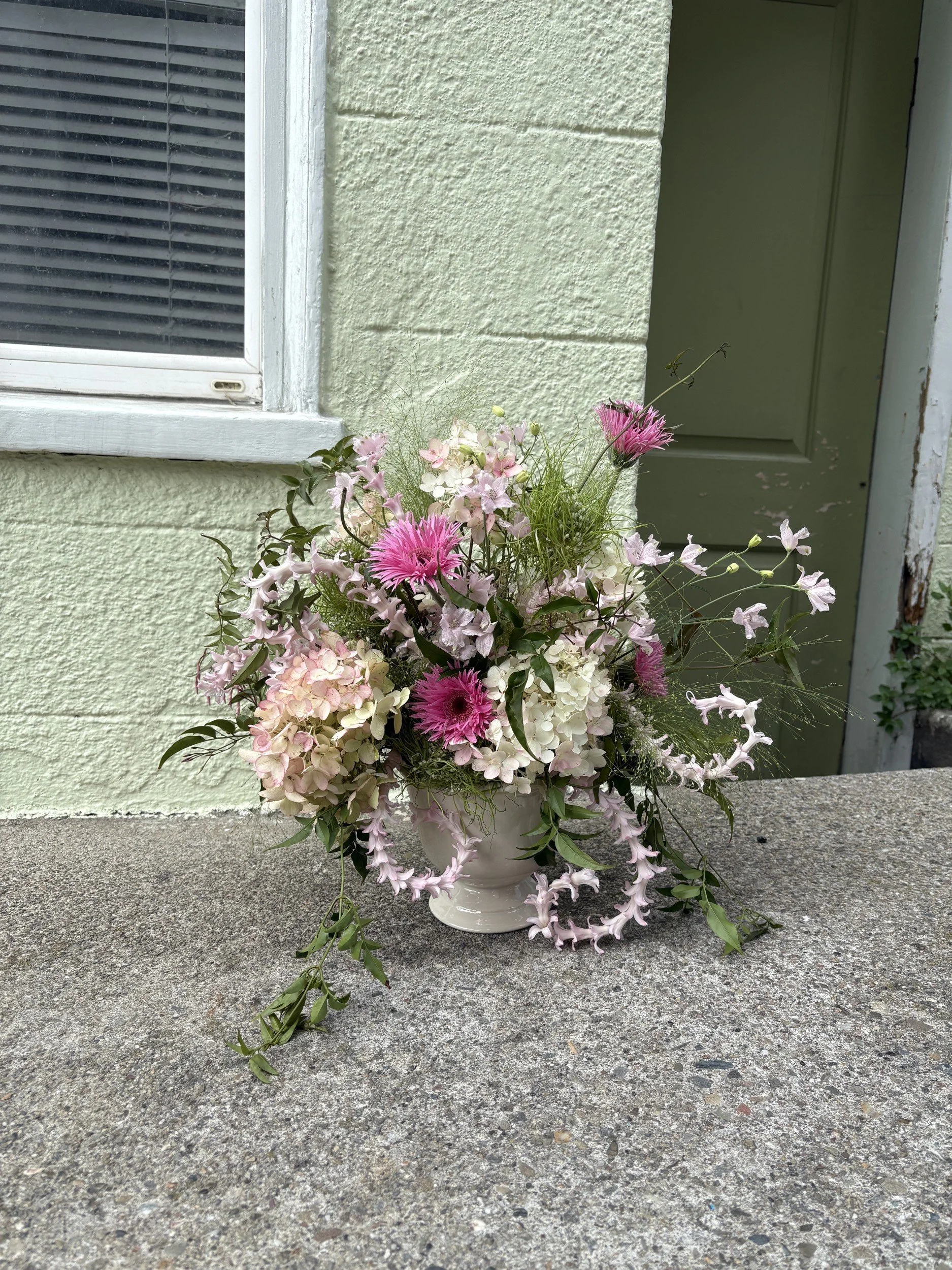 34-arrangement-pink-step.jpg