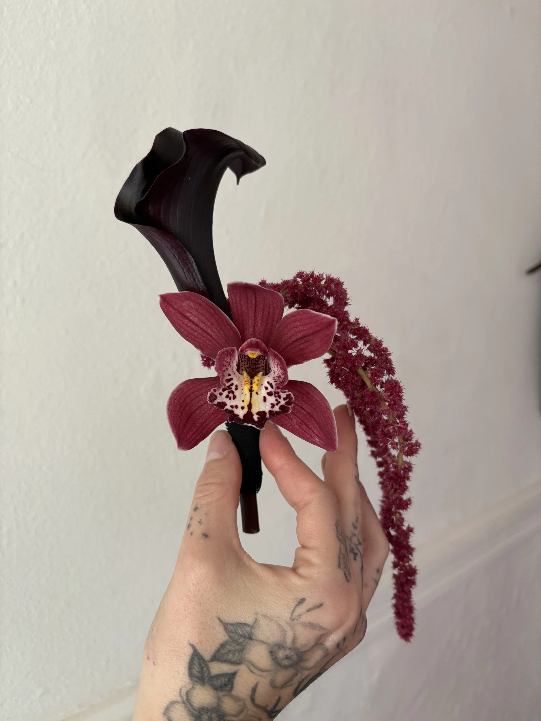 wearable-boutonniere-dark-red.jpg