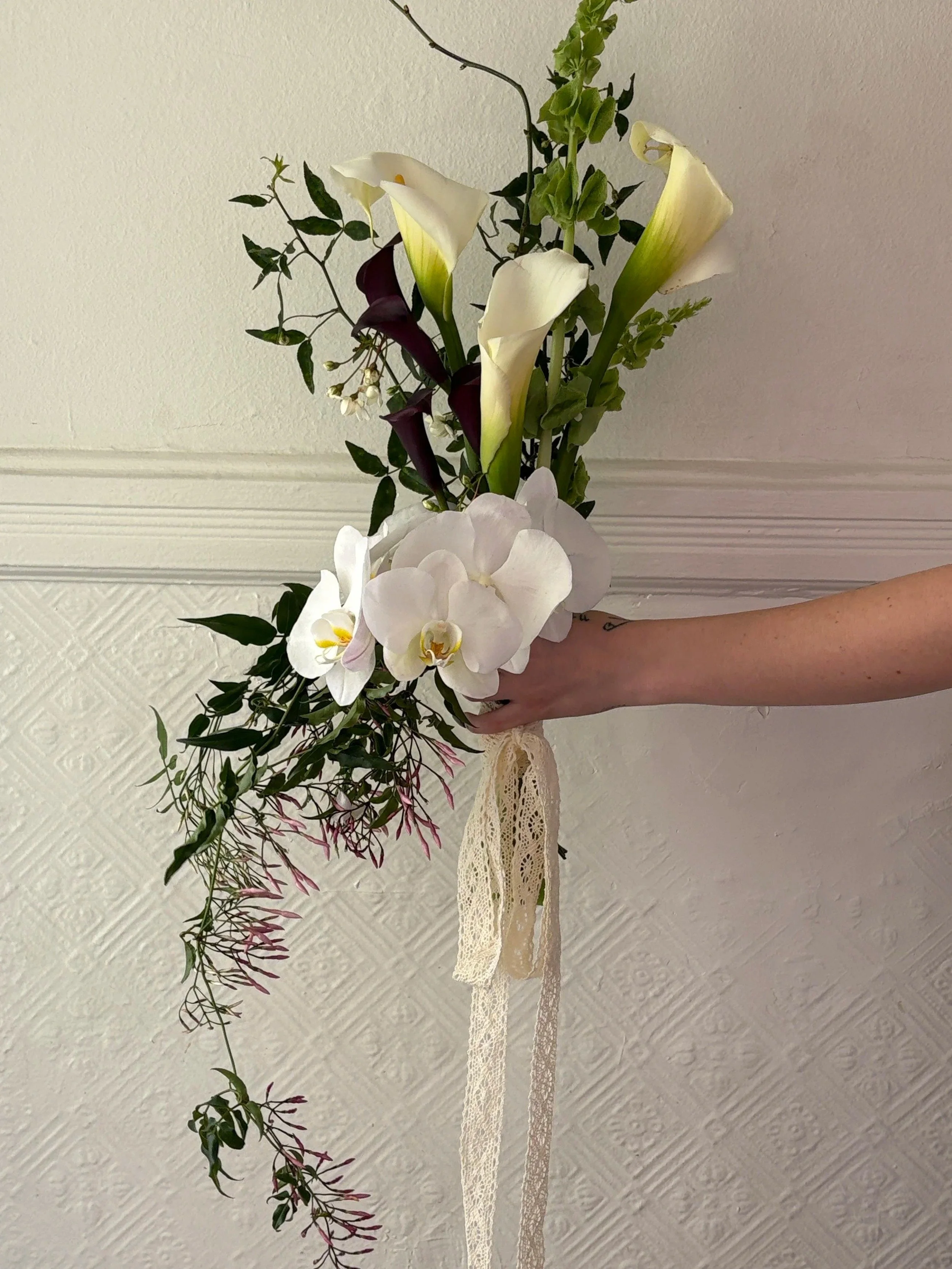 38-calla-orchid-lace-ribbon.jpg