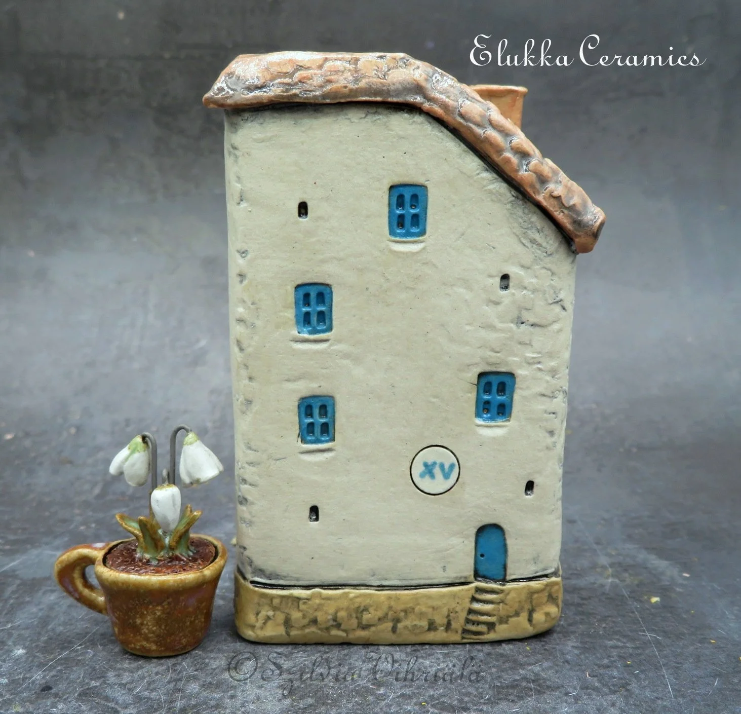 "Medieval" Town House Vase...Light Tan Roof