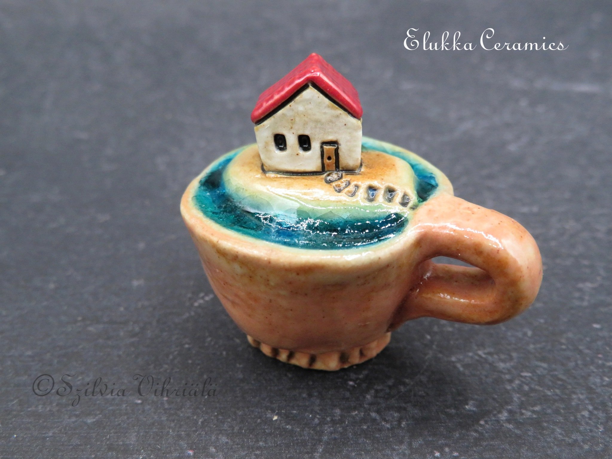 Cozy Cup™ Series...Island Retreat