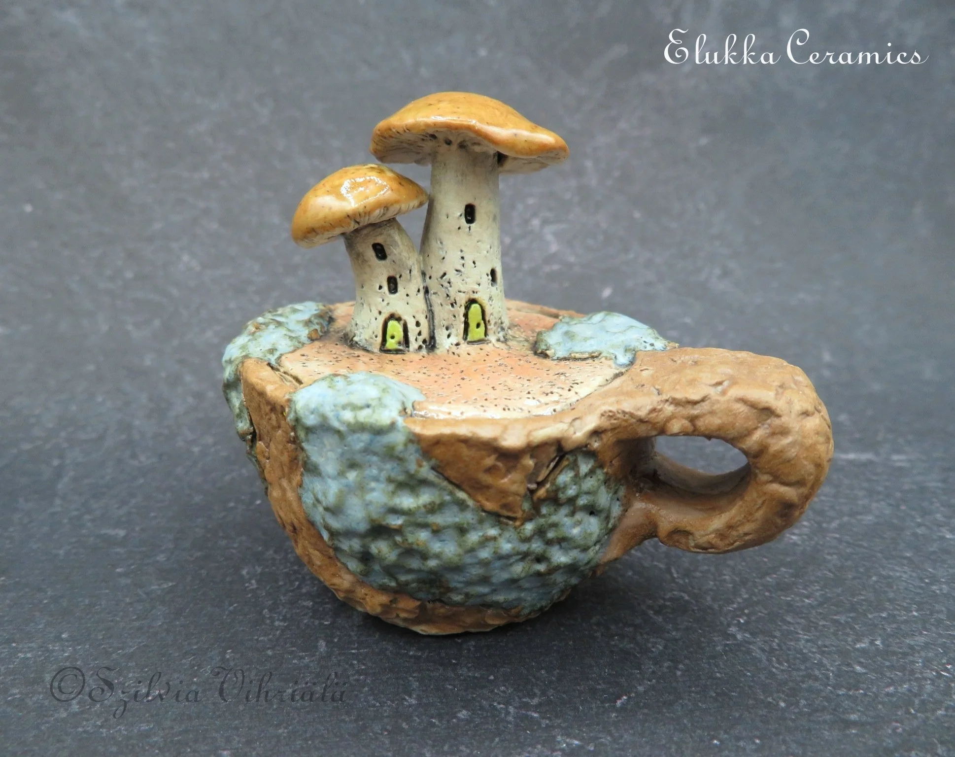 Cozy Cup™ Series...Shiitake Inn