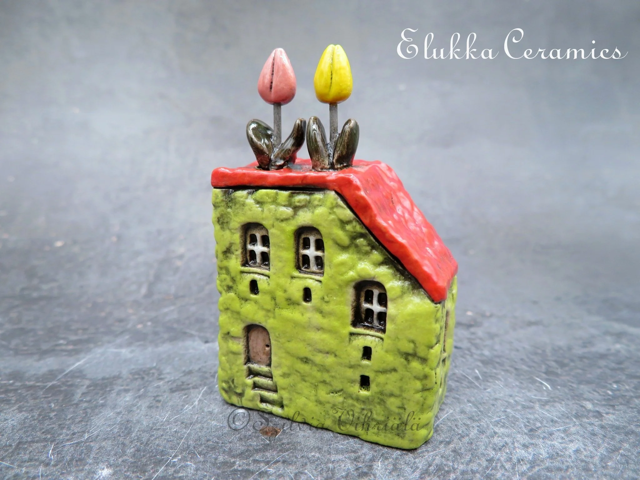 Collectible TINY Mediterranean Town House by elukka... Lime Green Walls &  Red Roof witj Tulip Duo