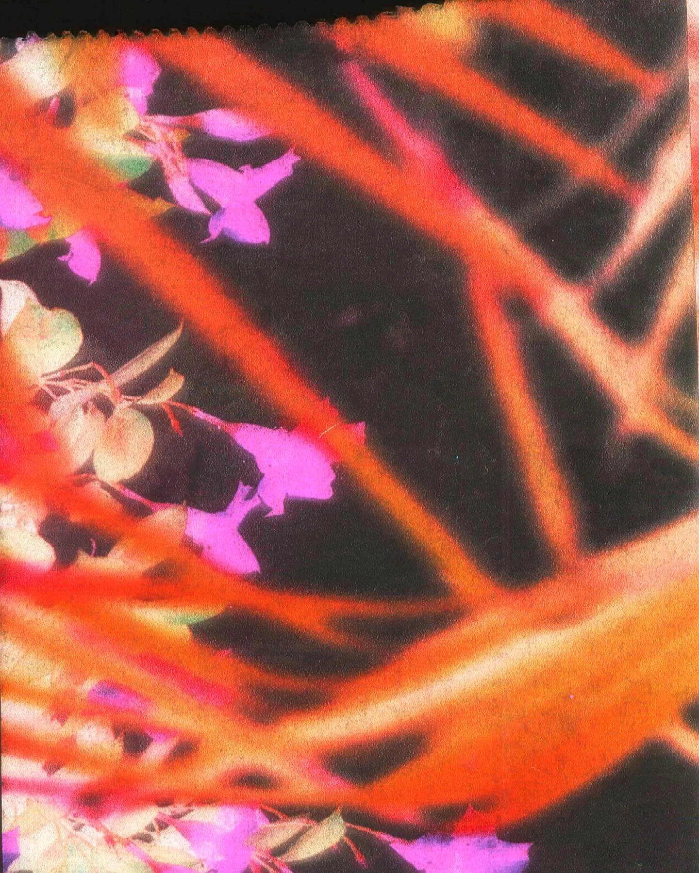 new accesories on the way 🚀 
all textiles are handcrafted with a mixed media twist 

-

#creativedesign #designinspiration #visualdesigner #designfeed #digital #digitalart #mixed #mixedmedia #mixedmediaart #art #artwork #abstractart #abstract #abstr