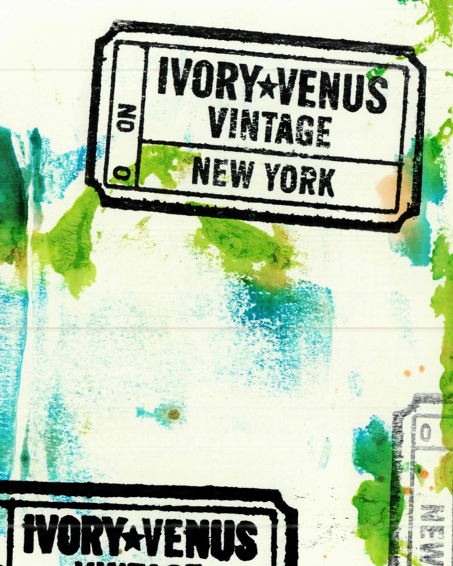 A new project is taking shape at Ivory Venus.
Rooted in my love for vintage and the idea of honoring the past while dressing in ways that feel unapologetically us.
At Ivory Venus, every vintage piece is chosen with intention. I look at colors, textur
