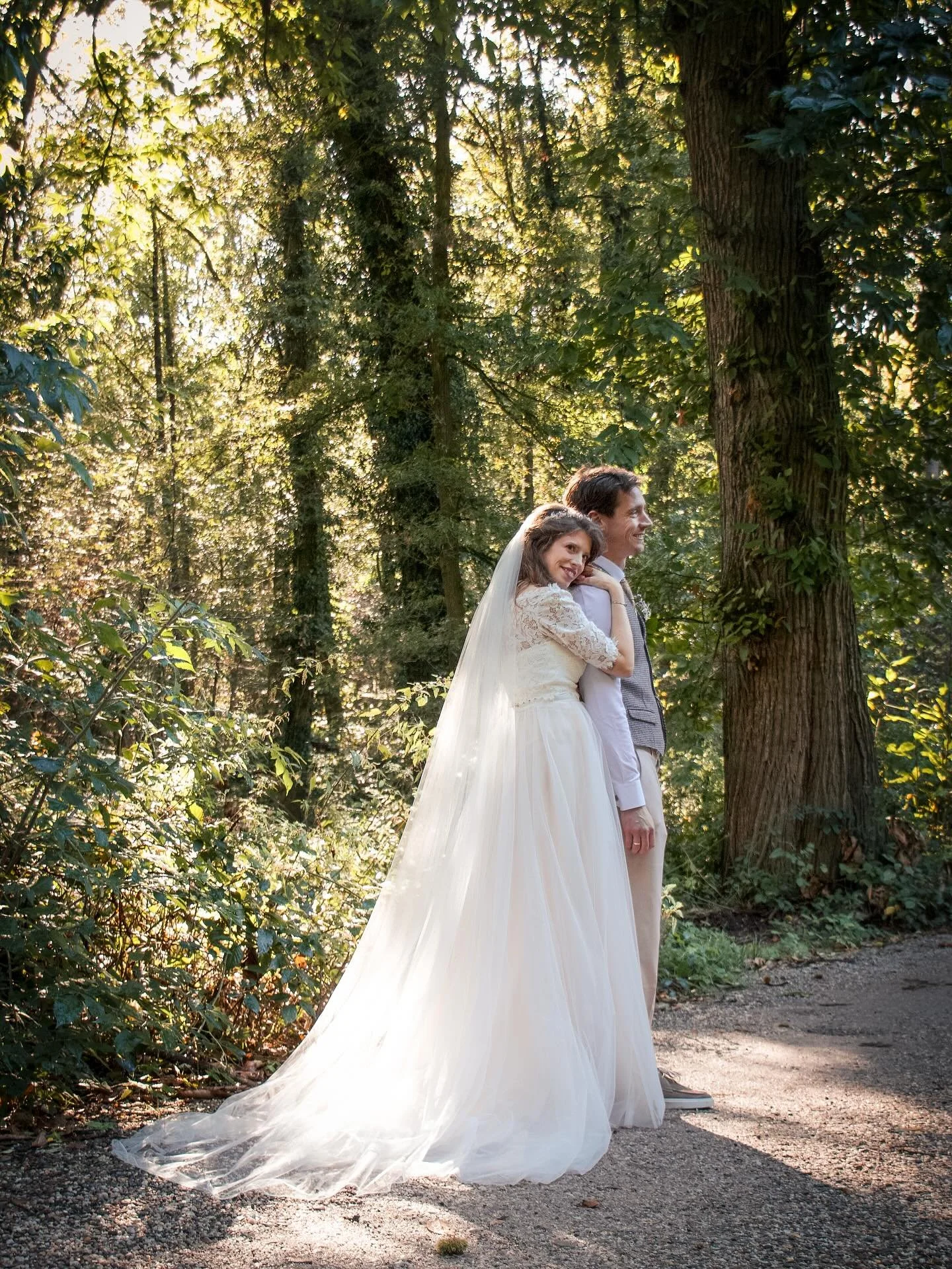 Mijn zus zien trouwen was zelfs &eacute;&eacute;n van de mooiste dagen uit mijn leven! ✨

Alweer bijna een jaar geleden, maar wat blijft het heerlijk om de foto&rsquo;s erbij te pakken en de dag weer opnieuw te beleven 🥰

#fotografie #bruiloftfotogr