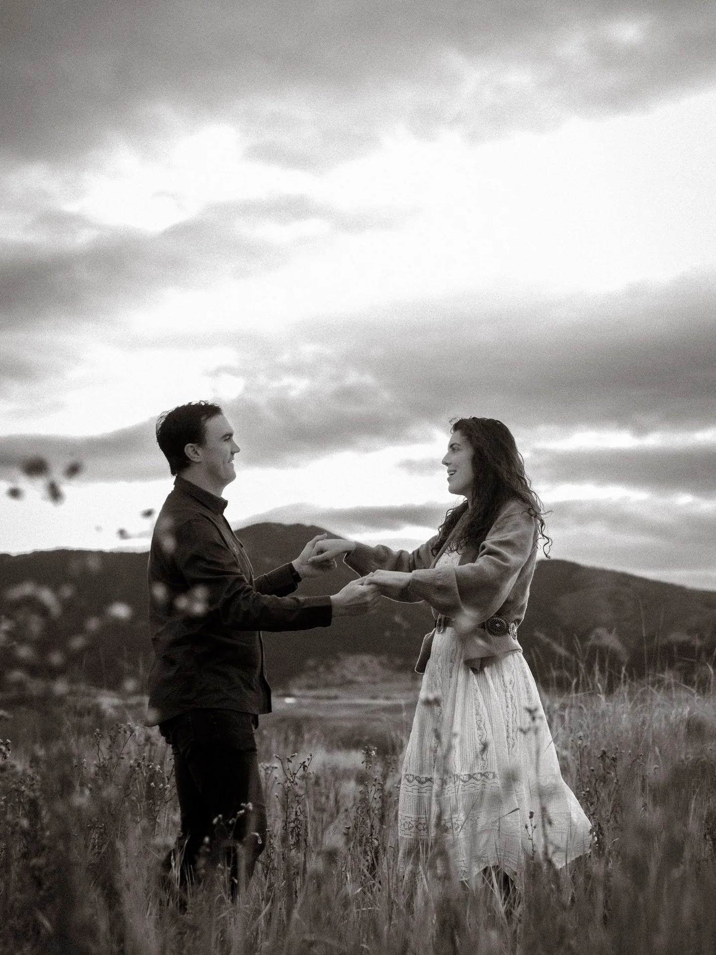 Okay I&rsquo;m finally sharing just a few from this sunrise session we squeezed in right before Bozeman&rsquo;s first big snow. Claire &amp; Brett were troopers in the cold at 7:30am and the final gallery with 100 images proves it. Just wait until yo