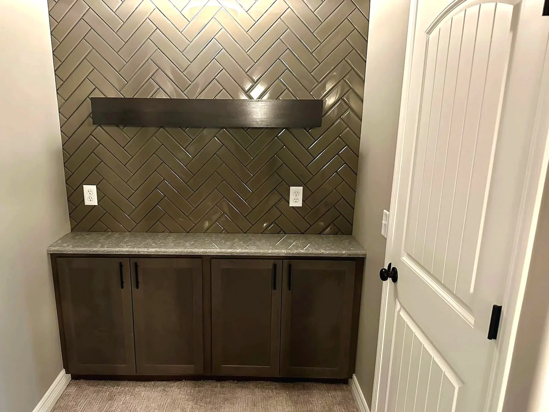 Renovisions Basements Omaha Elkhorn Custom Storage .jpg