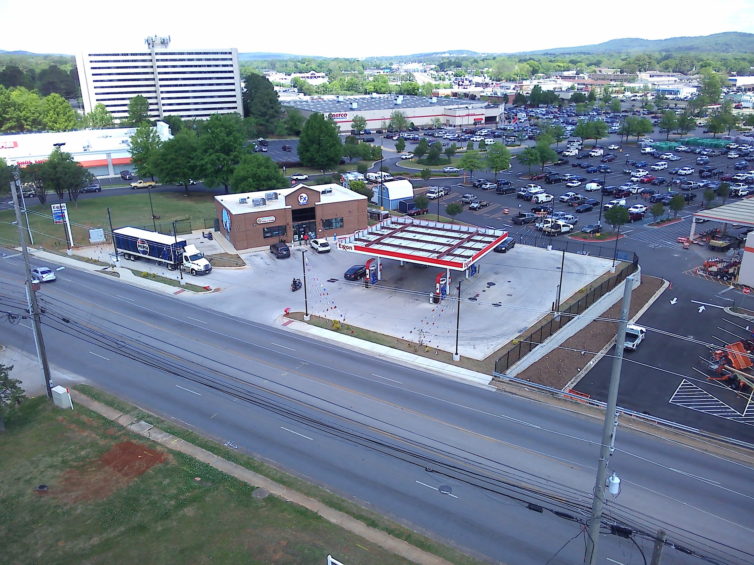 FX Market C-Store (Gas Station)