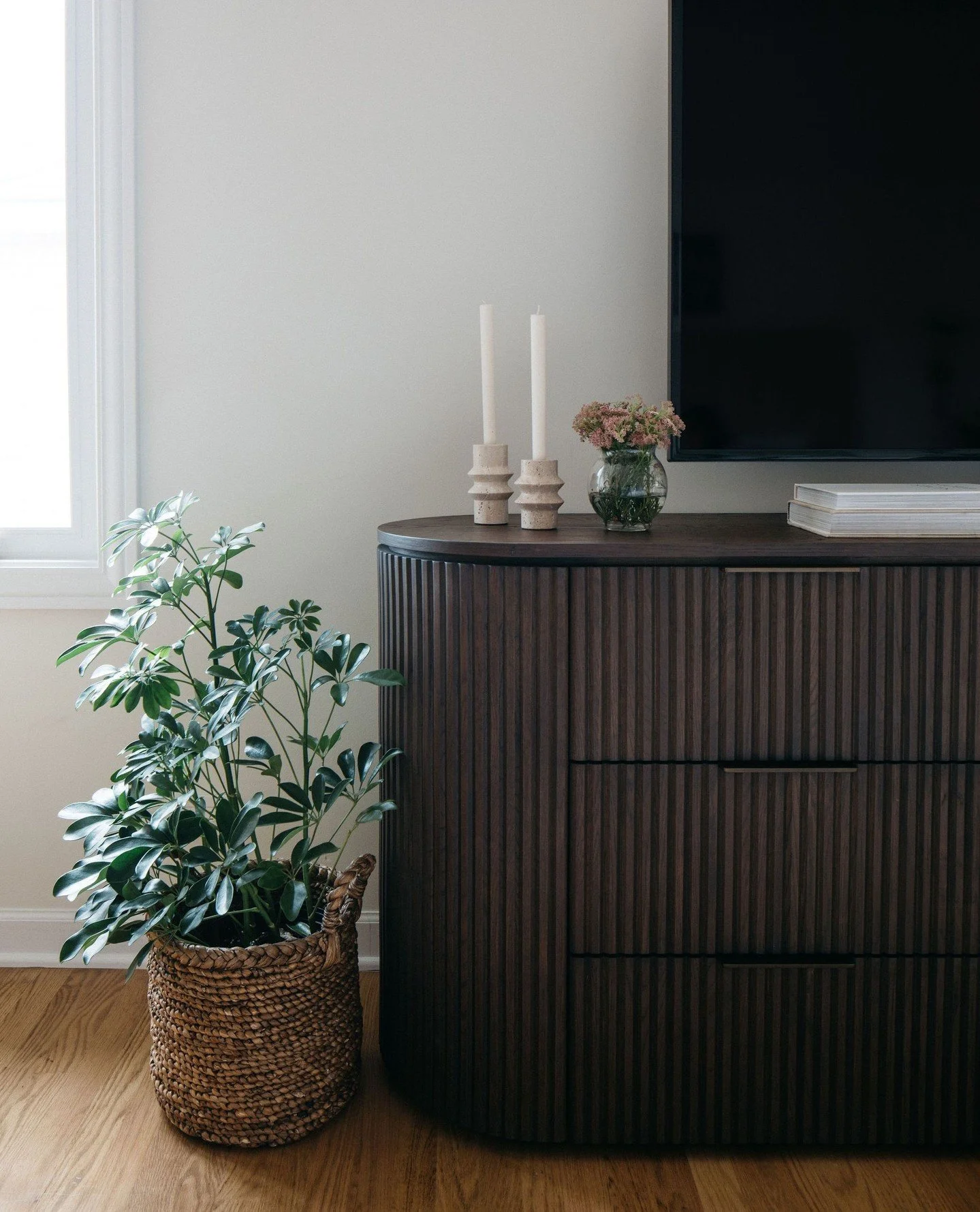 Sometimes a room doesn&rsquo;t need something&hellip; until it does.⁠
⁠
I had a client who was sure a dresser wasn&rsquo;t necessary. They had plenty of storage, so why add another piece just to fill space? But design isn&rsquo;t only about function.