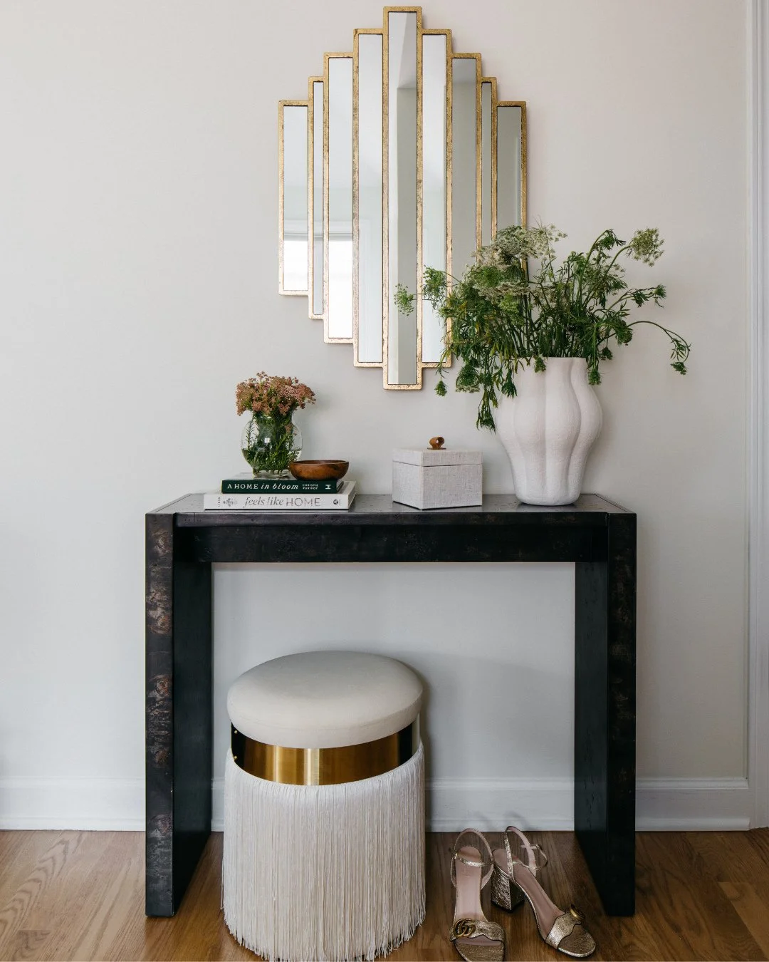 ✨ Let&rsquo;s talk about styling, because flat surfaces deserve some love too.⁠
⁠
First, start with your anchors - a lamp, mirror, or tray to ground the space. Add height with stacked books or boxes, then bring in life with greenery or a sculptural p
