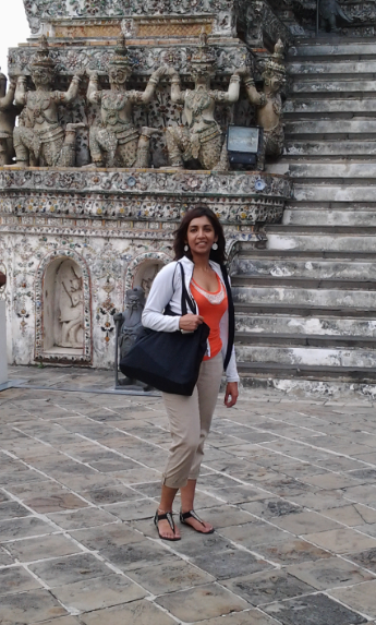 MeetMaliha_00042.png