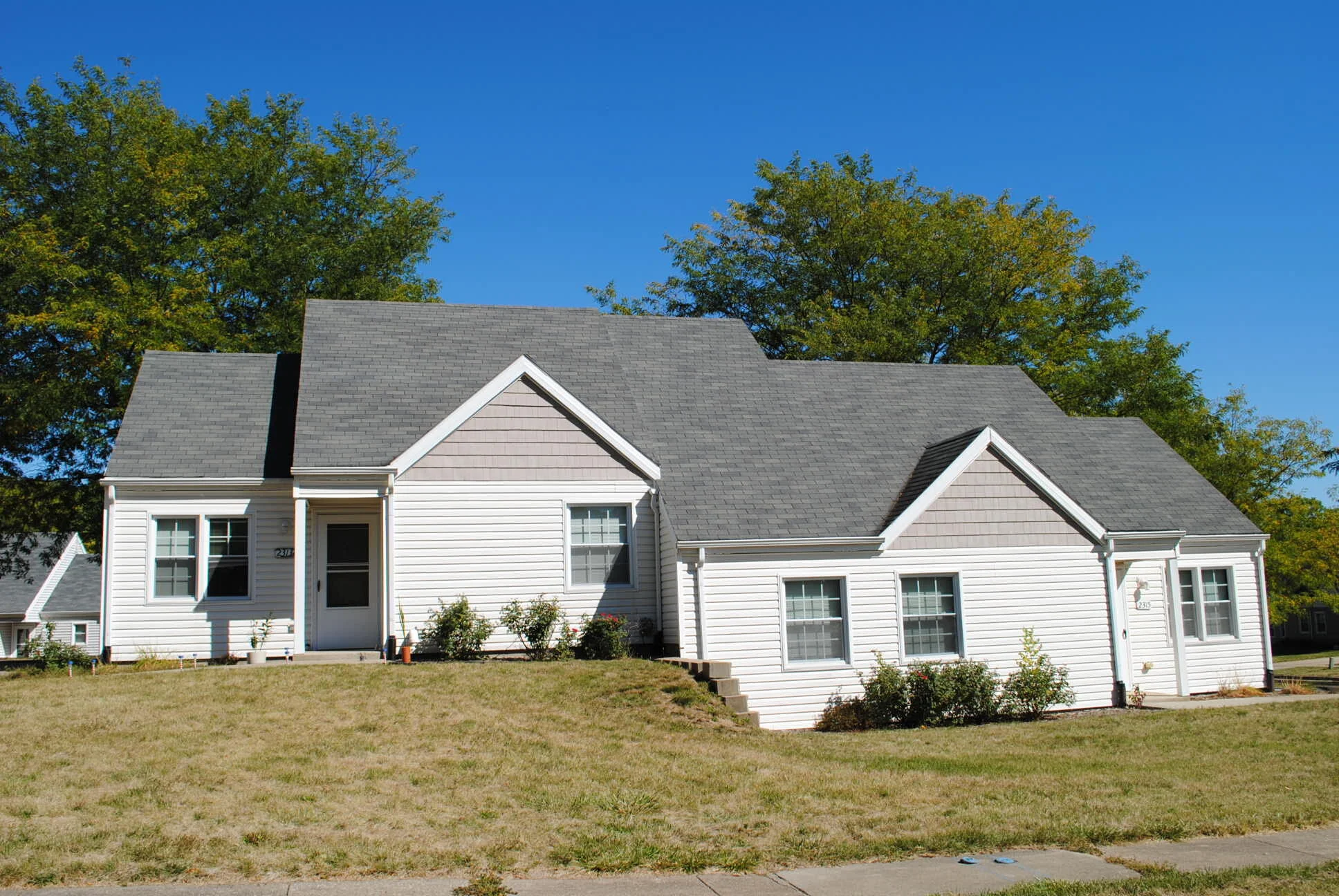 Pioneer Woods 2313-2315 17th Ct.jpg