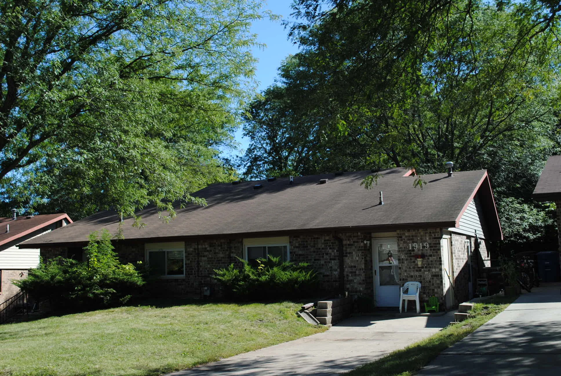 Pioneer Woods 1919-1921 King Ave.jpg