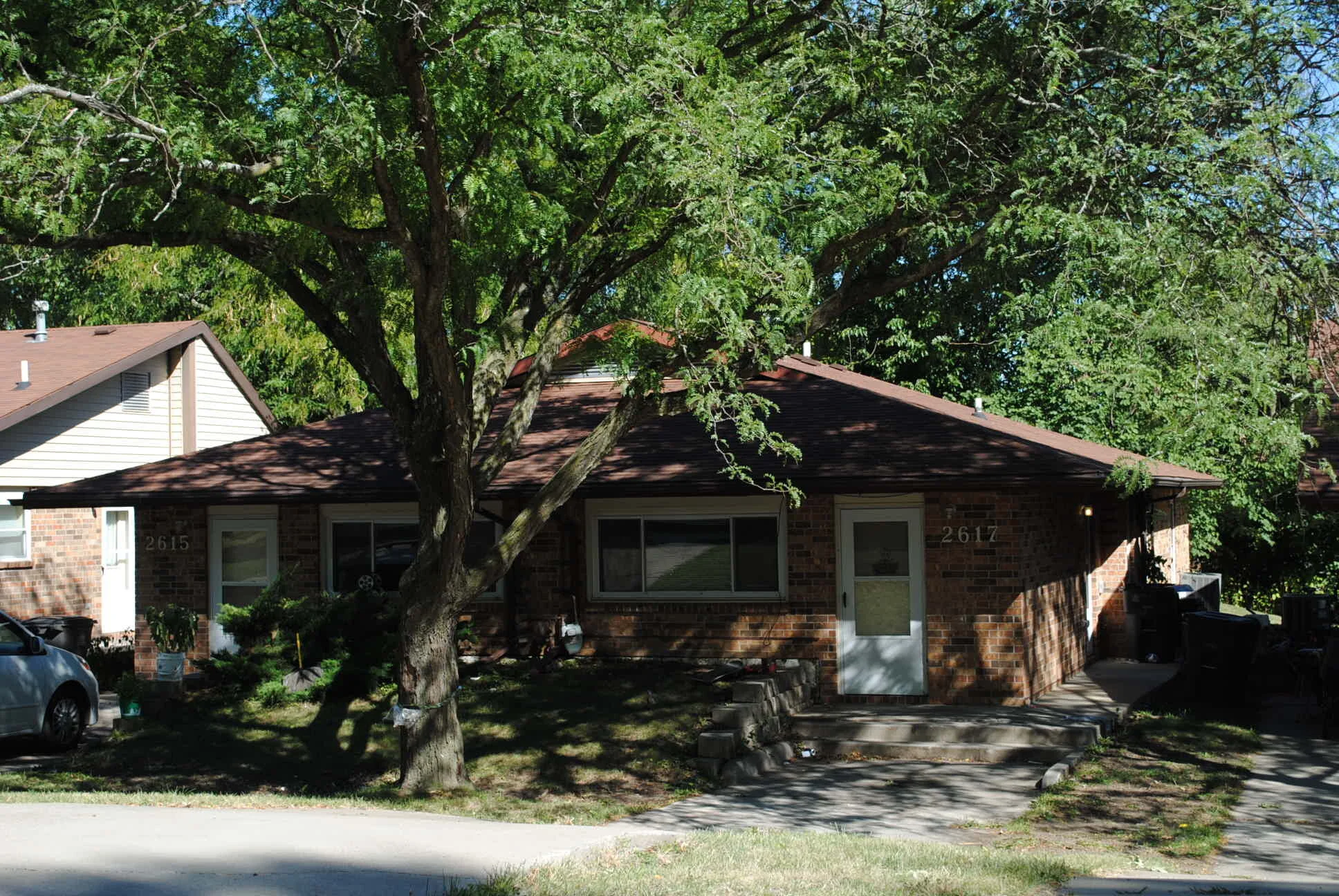 Pioneer Woods 2615-2617 18th Ct.jpg