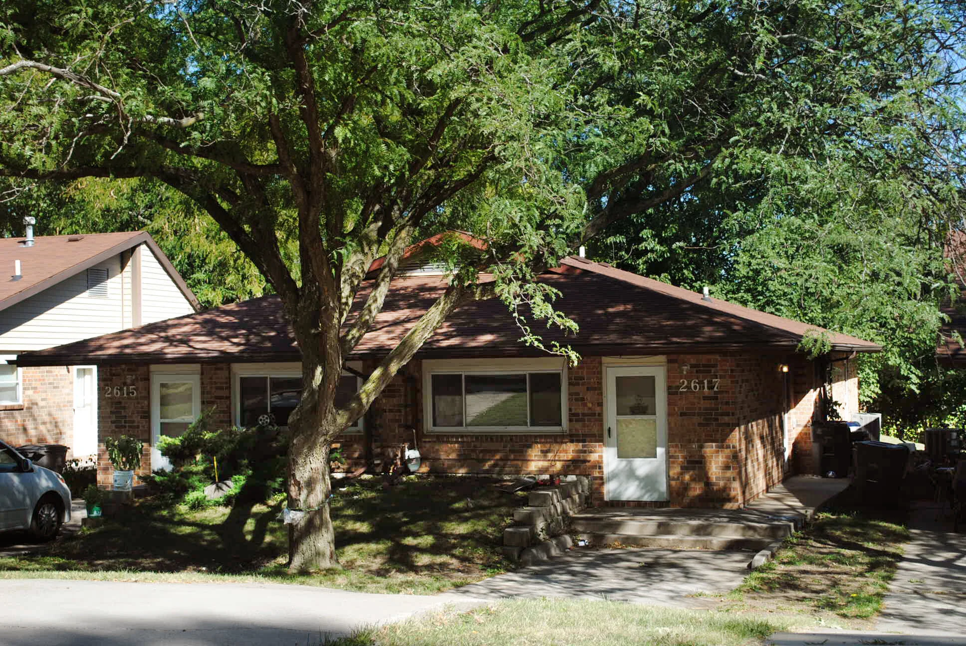 Pioneer Woods 2615-2617 18th Ct.jpg