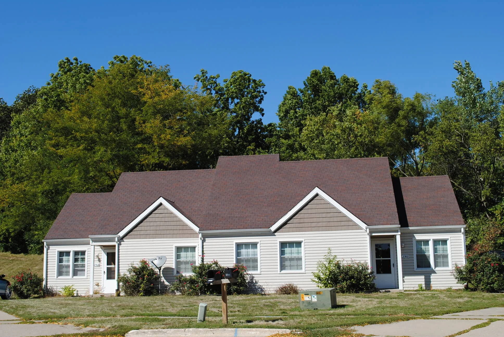 Pioneer Woods 2300-2302 18th St.jpg