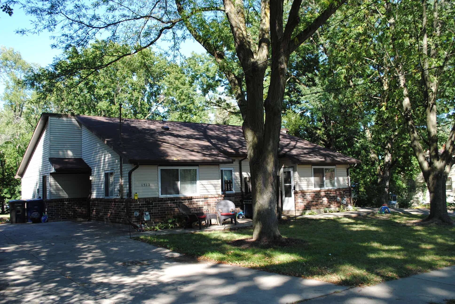 Pioneer Woods 1512-1514 Pleasantview Dr.jpg