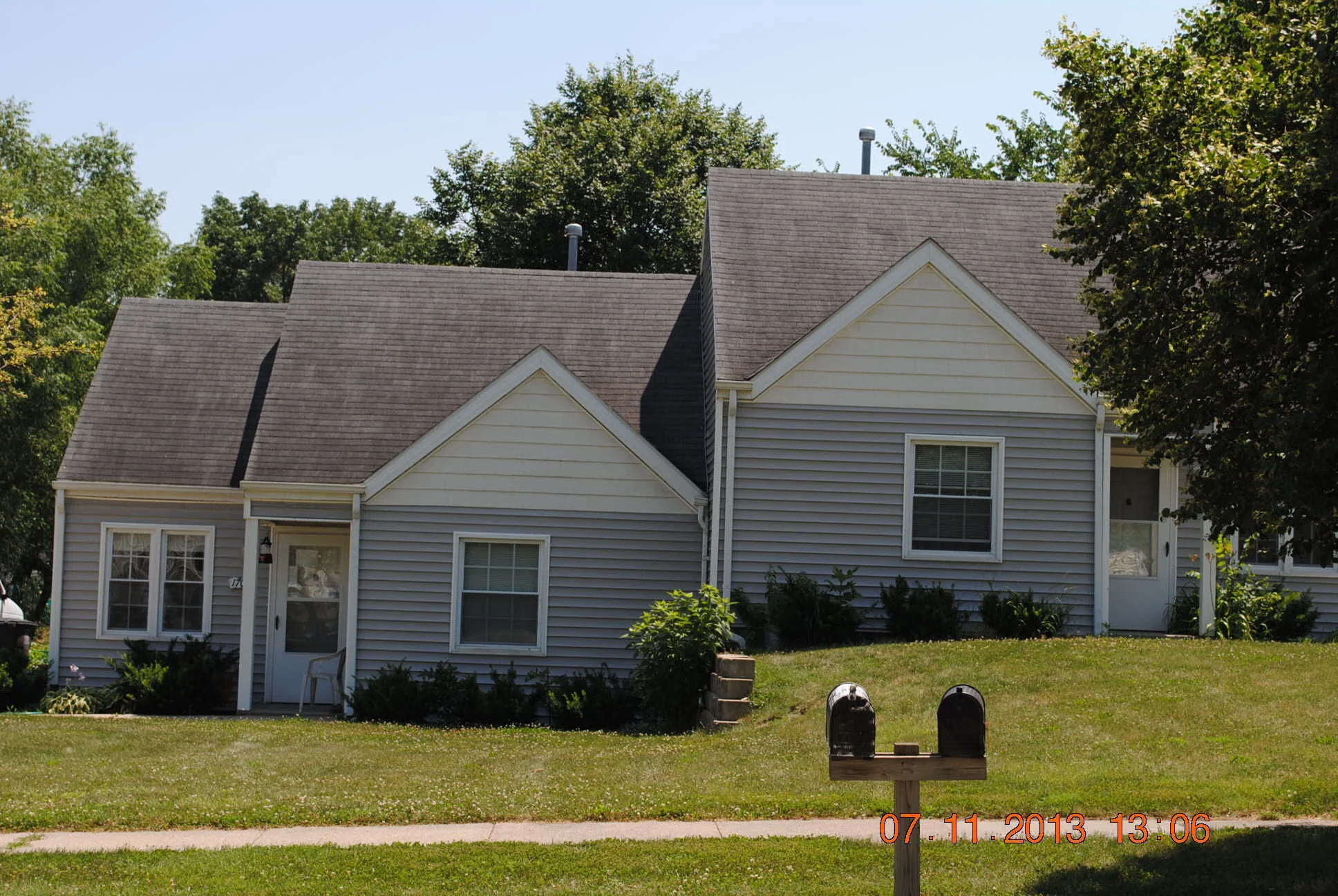 Pioneer Woods 1707-09 Kirkwood.jpg