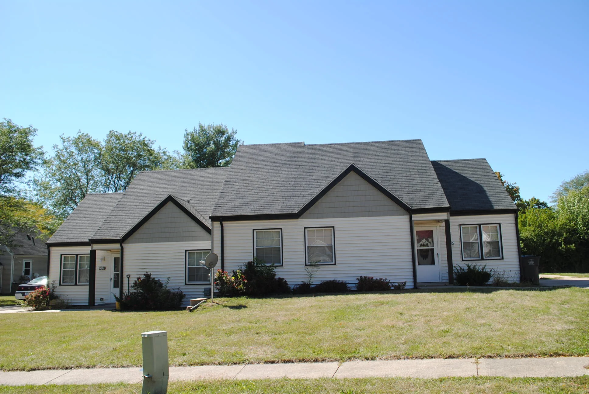 Pioneer Woods 2306-2308 17th Ct.jpg