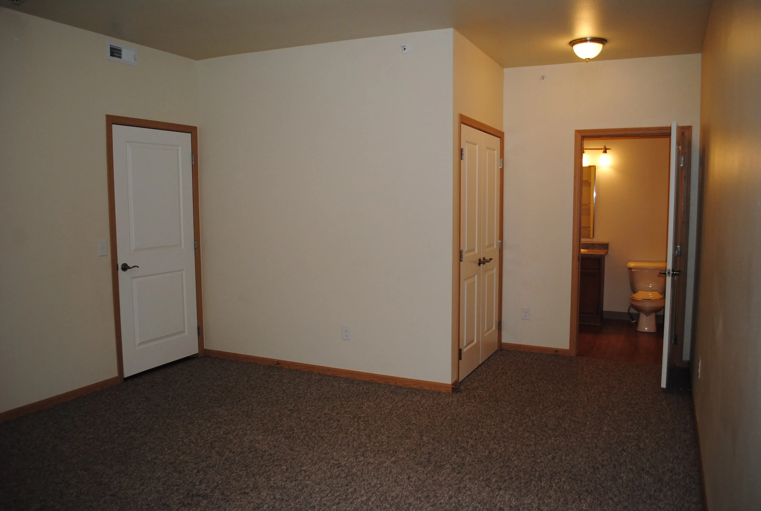 The Crest - 3 Bedroom Inside - Master 3.jpg