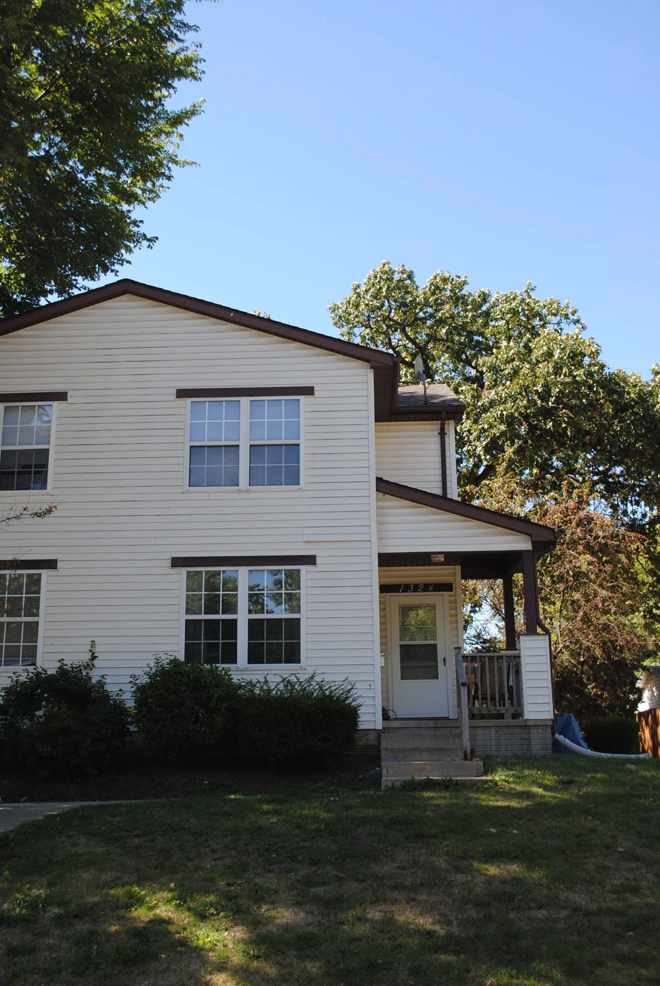 Mid City Duplexes 1322-24 12th #2.jpg