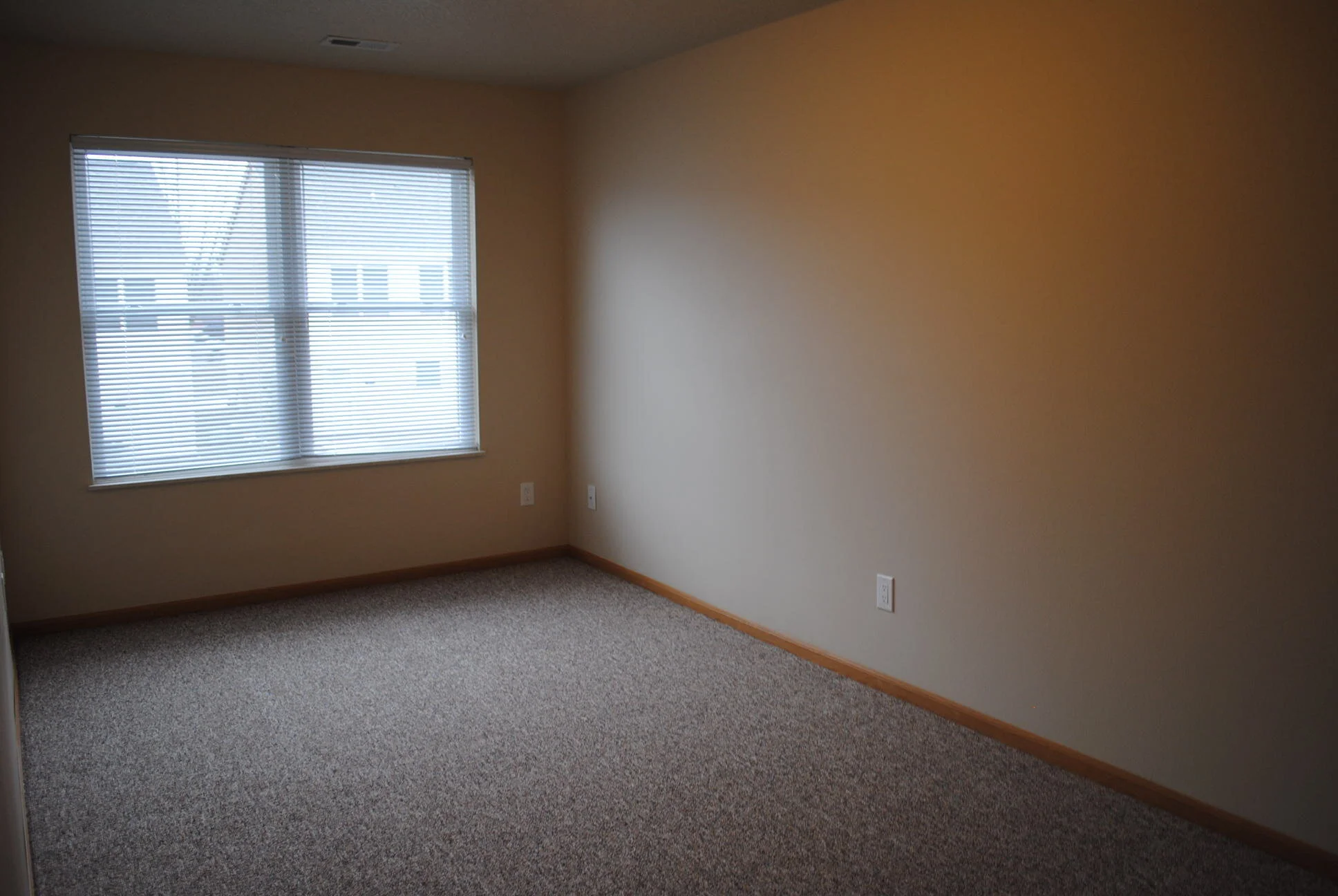 Forest & Fields Inside Bdrm2.jpg