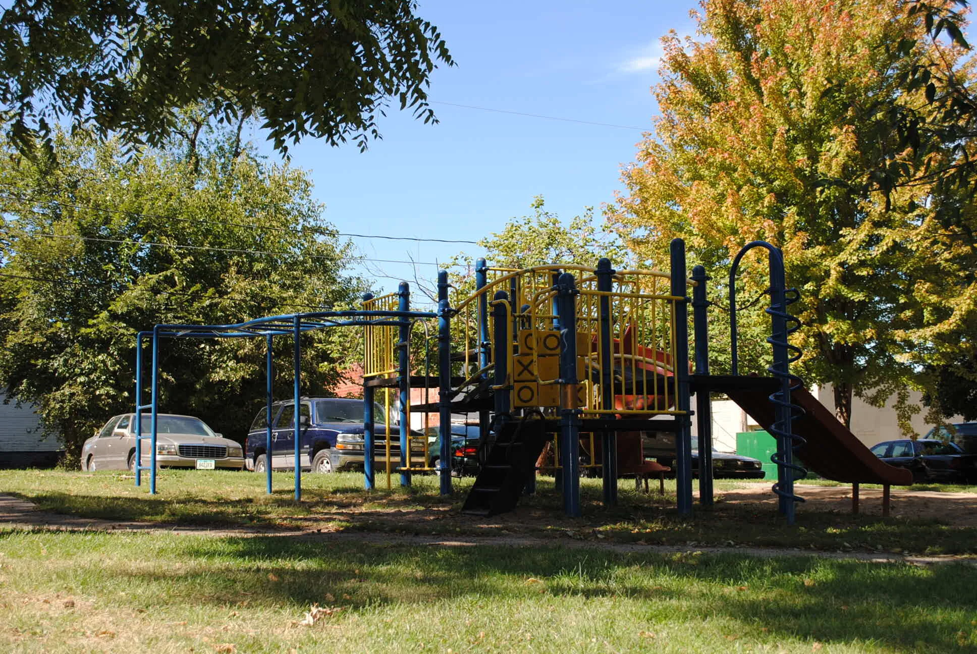 Anawim 1330-1352 12th Park.jpg