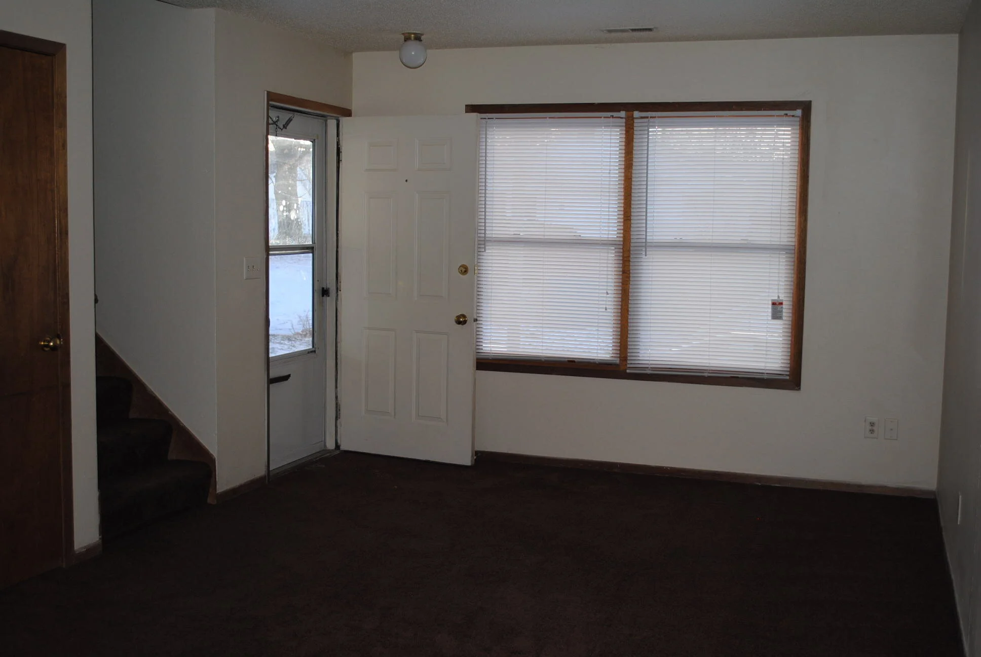 North Park Place 1315-1317 9th Inside LR.jpg