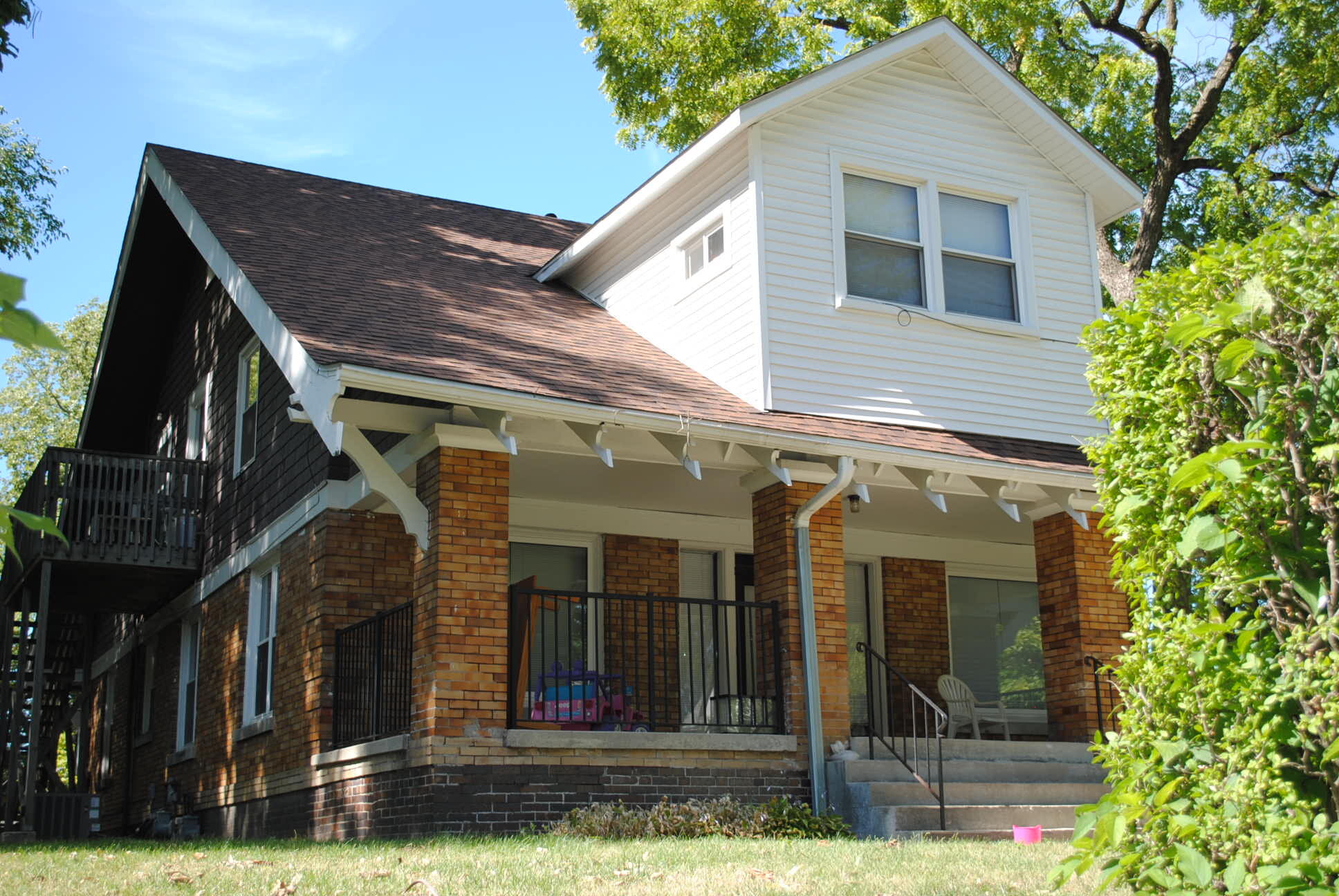 Anawim 1330 12th Side.jpg