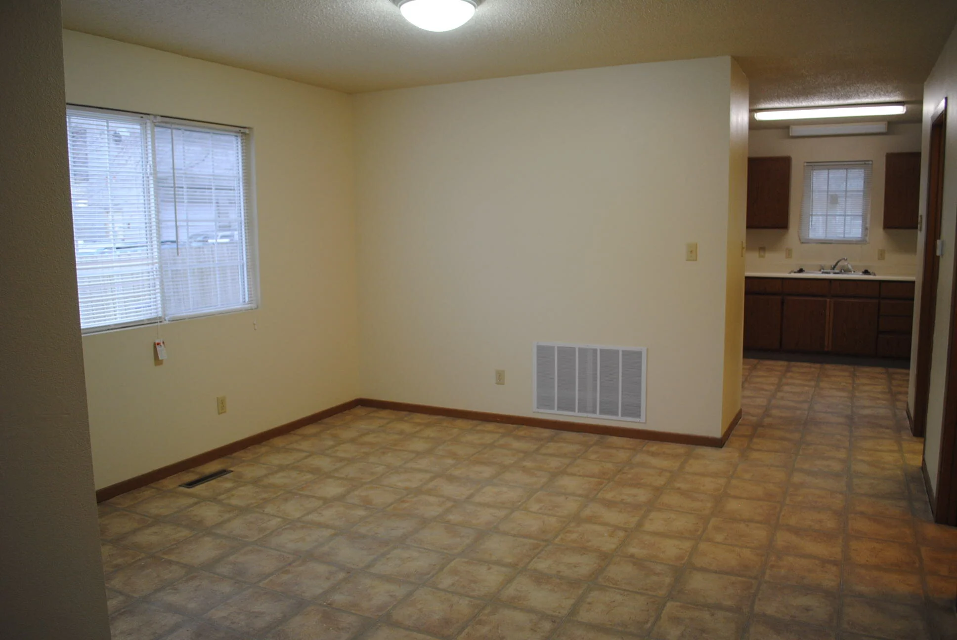 Mid City Duplexes 1430-1432 11th Inside Dining Room.jpg