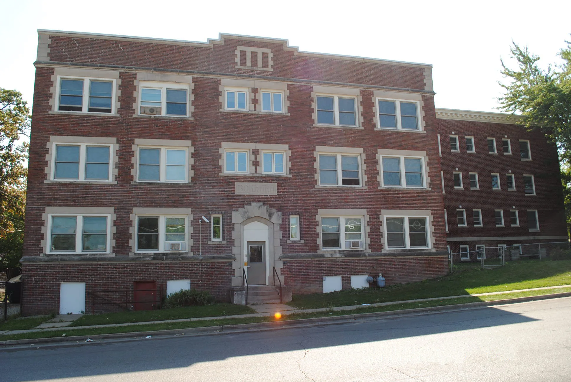 Allen Village 812 Forest.jpg