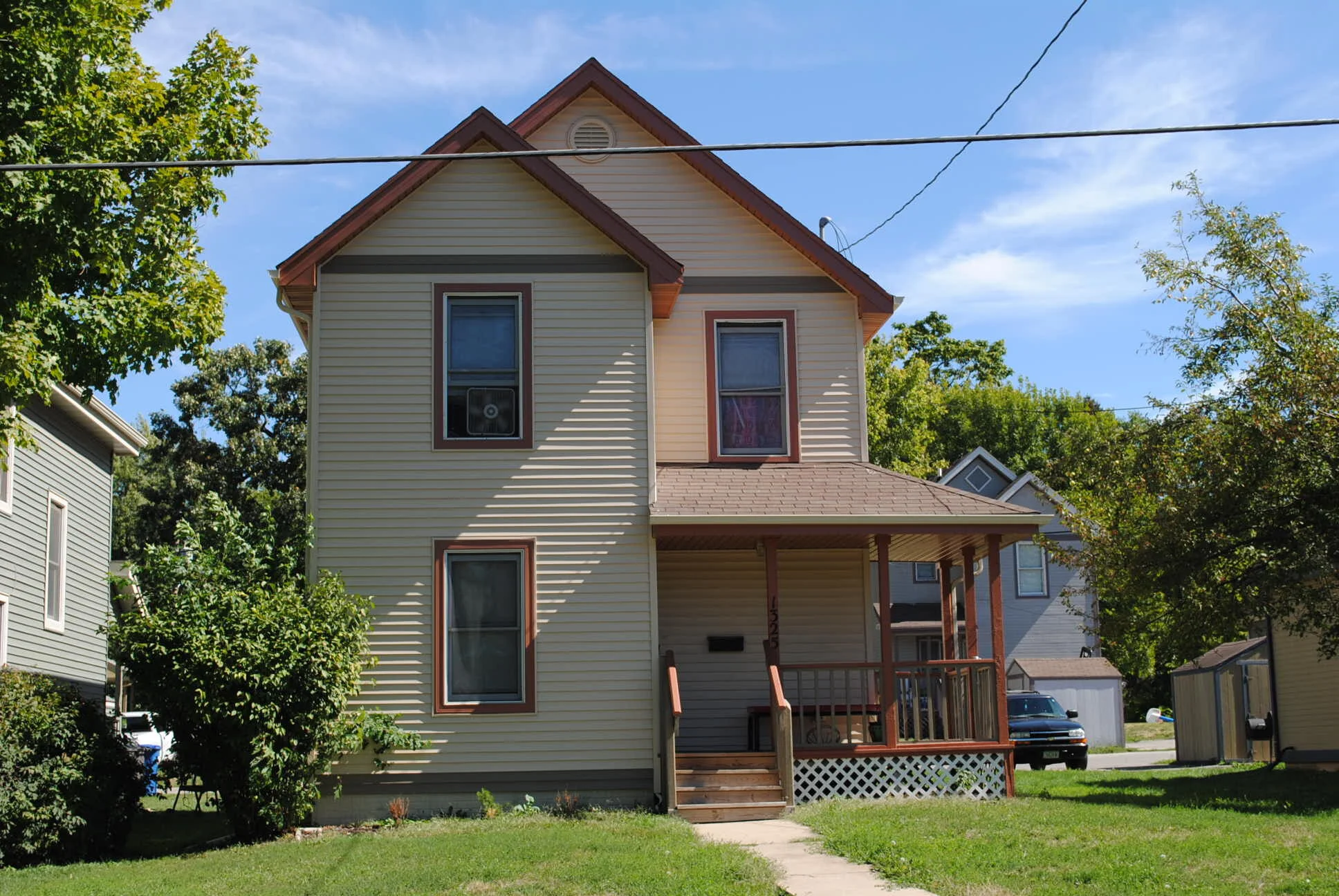 13th & Forest 1325 13th Place Full View.jpg