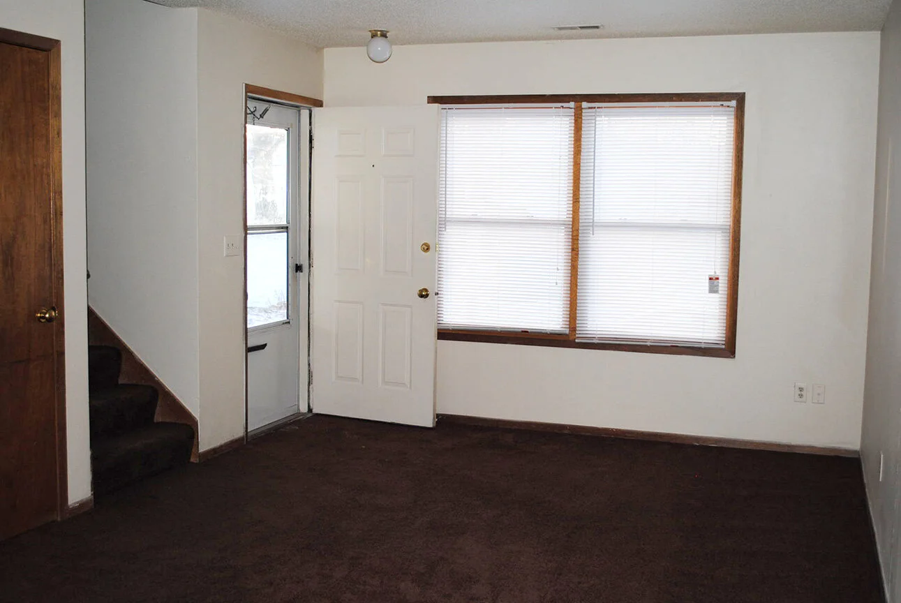 North Park Place 1315-1317 9th Inside LR.JPG