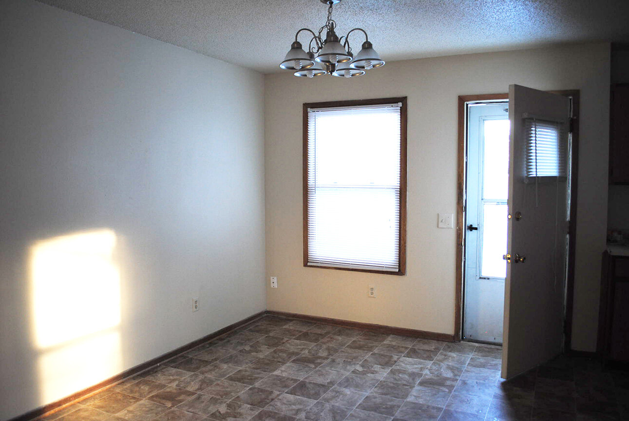 North Park Place 1315-1317 9th Dining Room.JPG