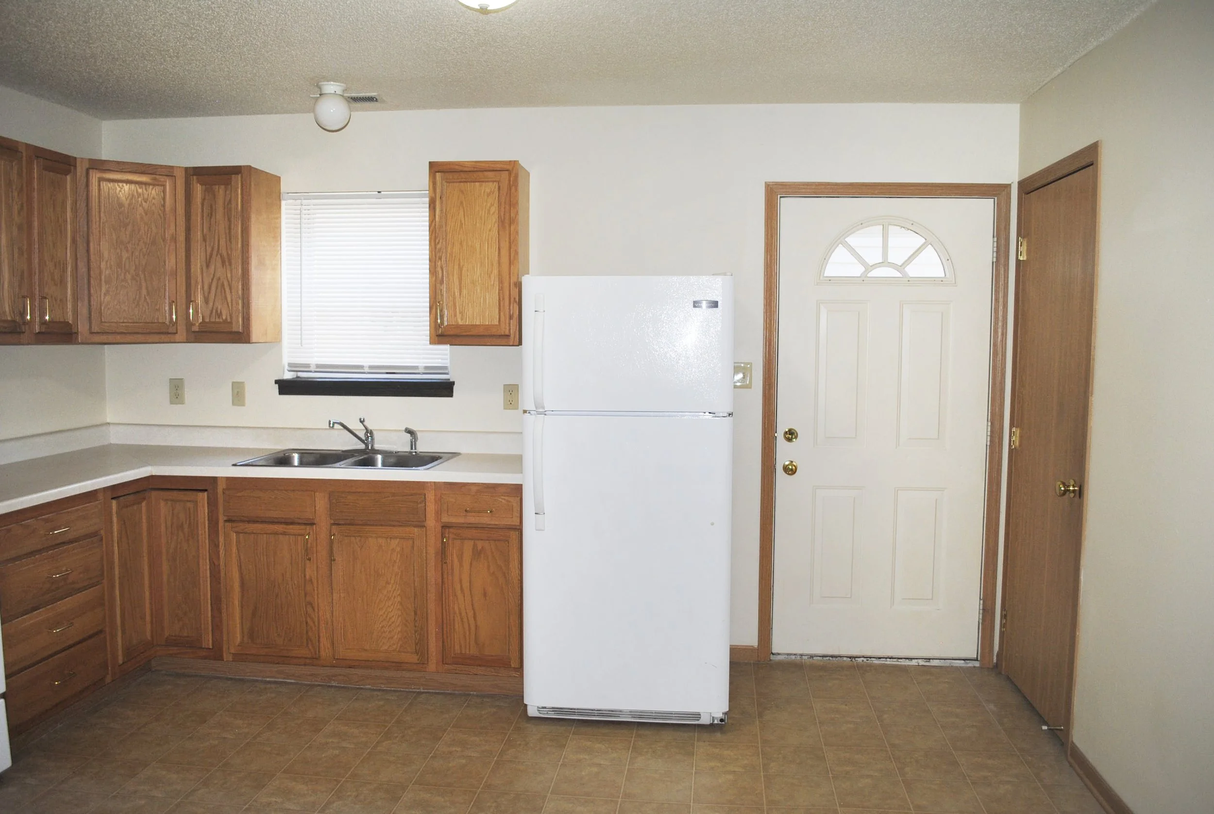Pioneer Woods - King Ave Inside - Kitchen 1.JPG