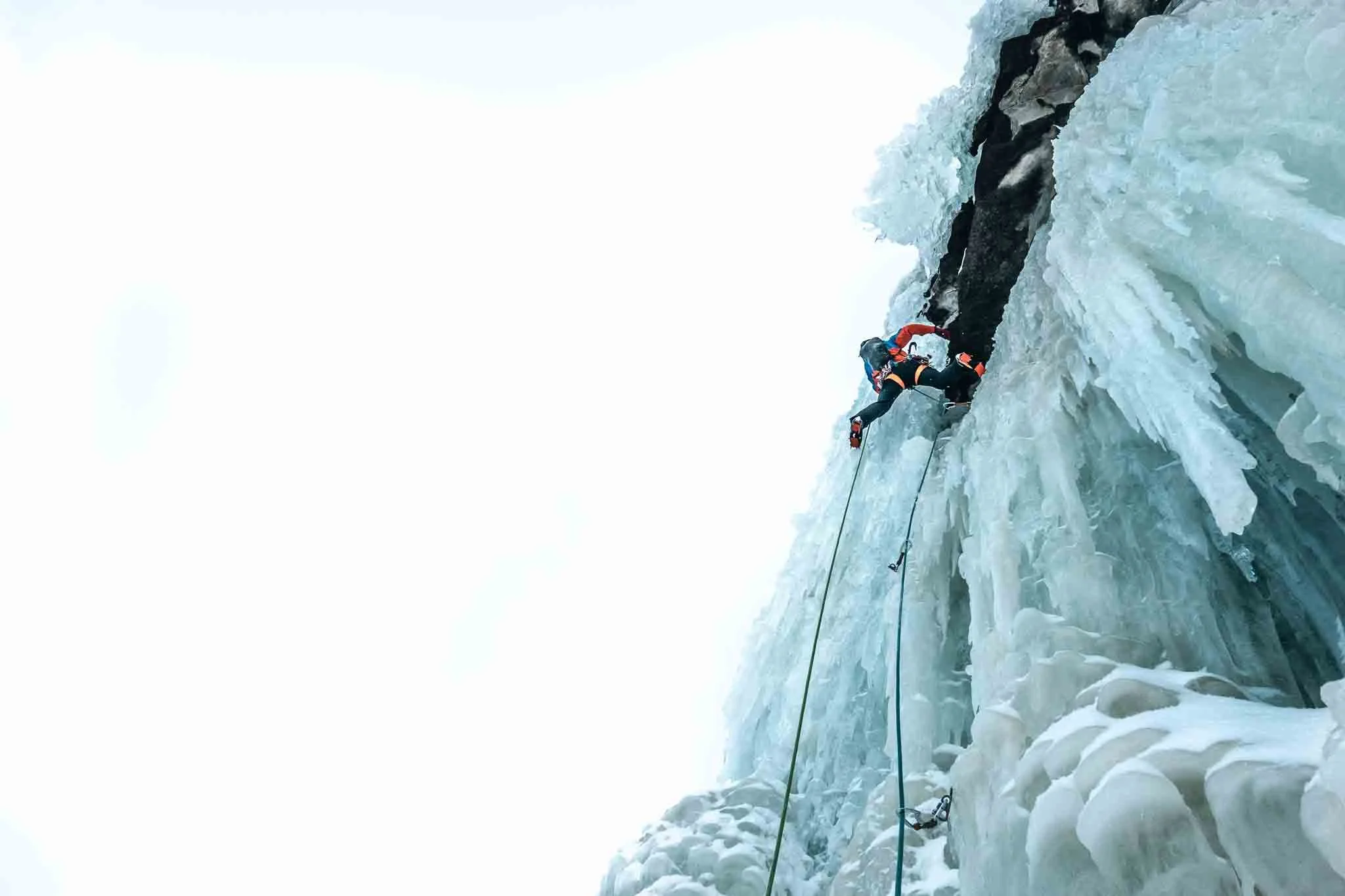 ice climbing romsdalen